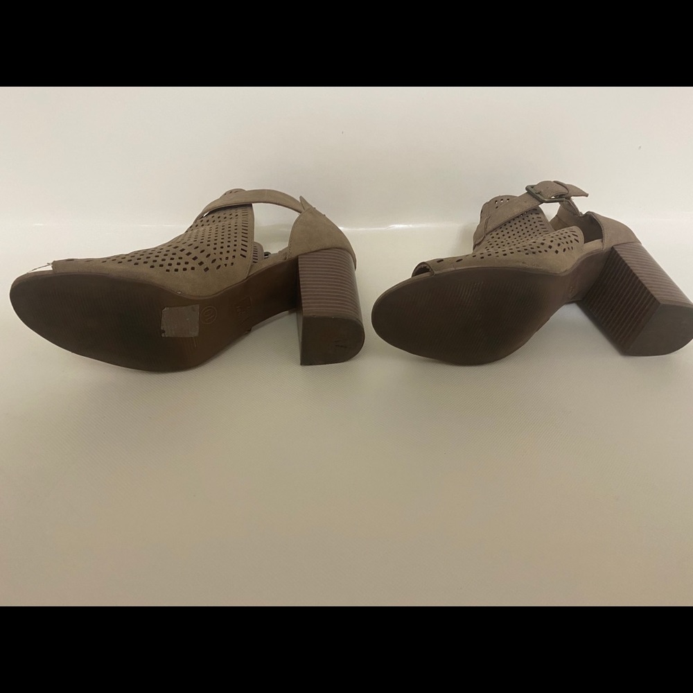 Booties - Picture 4 of 5